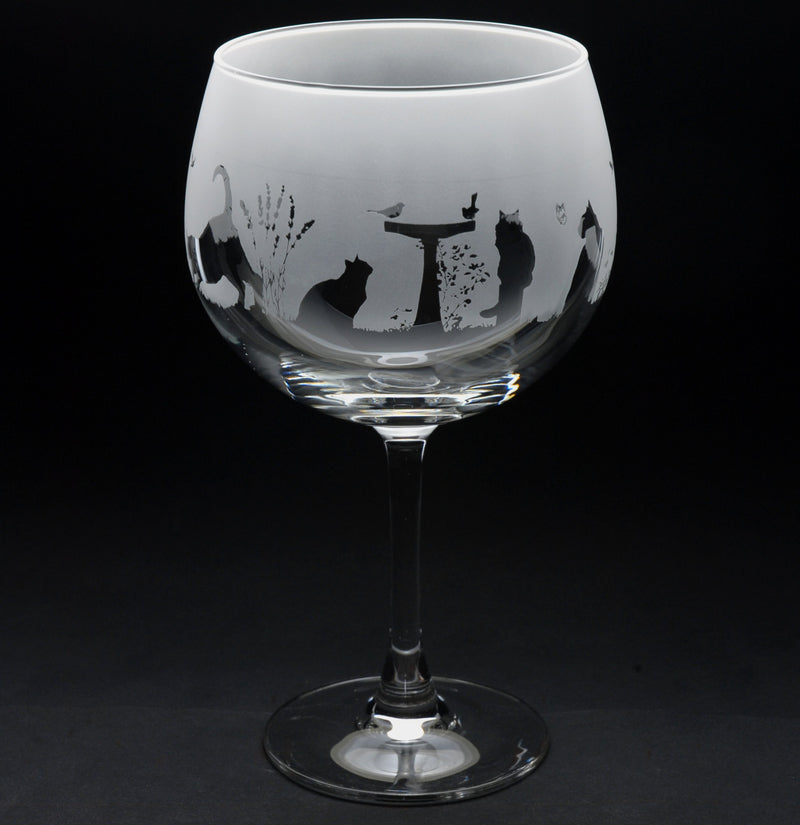 Cat | Gin Glass | Engraved British Made Cat | Gin Glass | Engraved by Glyptic Glass Art
